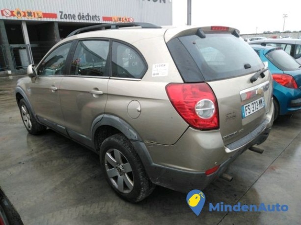 chevrolet-captiva-20-d-lt-4wd-motor-20-ltr-110-kw-diesel-kat-big-1