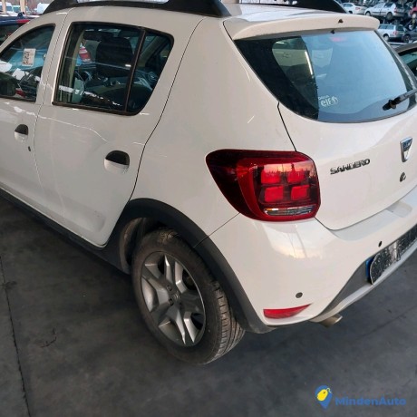 dacia-sandero-ii-09-tce-90-stepway-essence-big-2