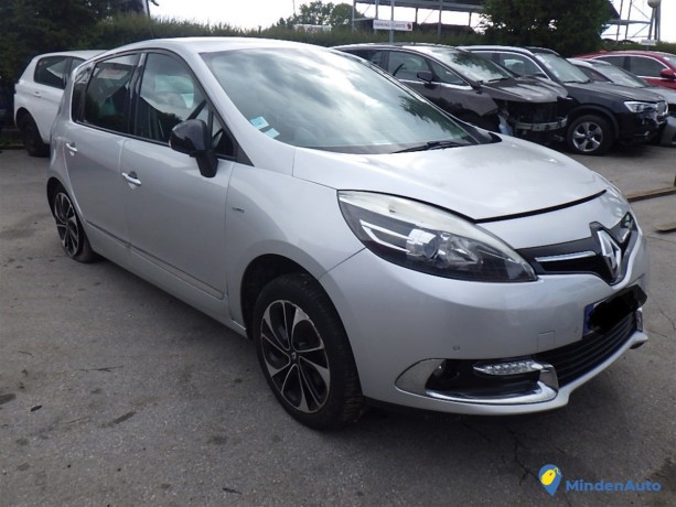 renault-scenic-iii-15-dci-110ch-fap-big-1