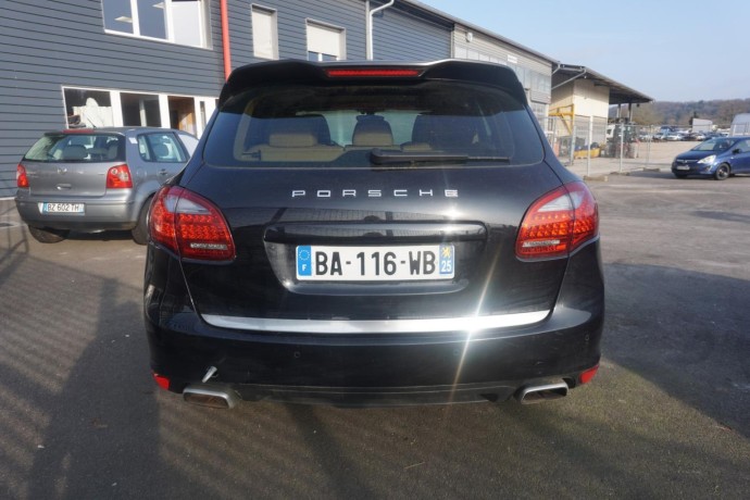 porsche-cayenne-2-societe-big-8