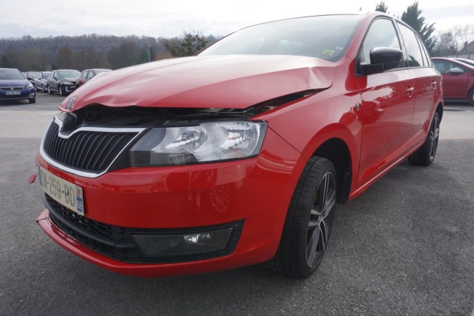 skoda-rapid-spaceback-big-15