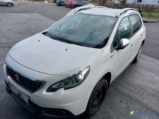 peugeot-2008-12-puretech-82-style-essence-big-0