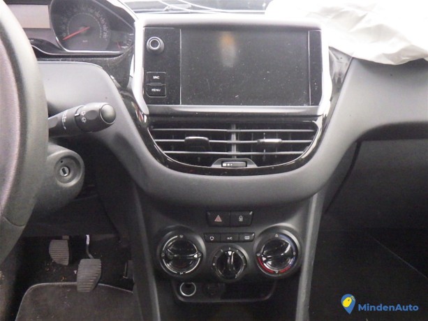 peugeot-208-phase-1-14-hdi-fap-68-cv-big-4