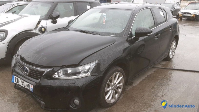 lexus-ct200h-cd-748-yd-big-0