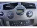 renault-scenic-2-small-2