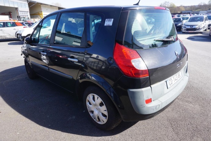 renault-scenic-2-big-9