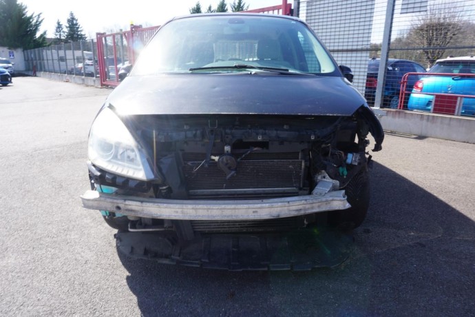 renault-scenic-2-big-13