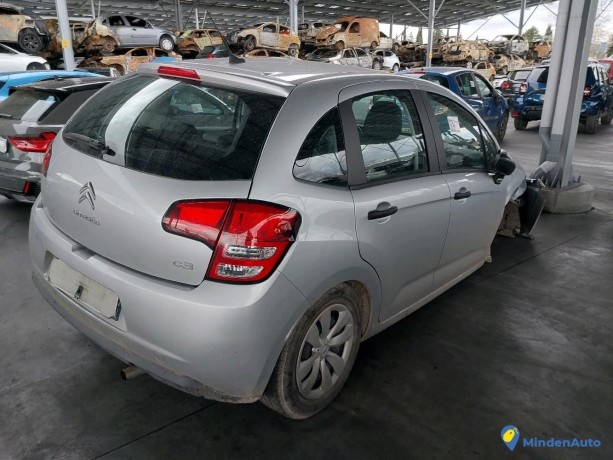 citroen-c3-ii-14-75-attraction-essence-big-1