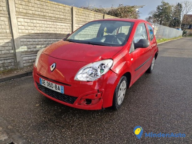 renault-twingo-2-twingo-2-phase-1-12i-8v-big-0