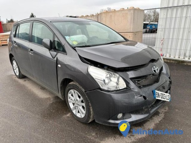 toyota-verso-20-d4d-126-skieview-edition-big-2