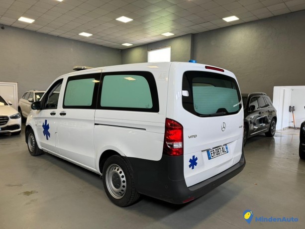 mercedes-benz-vito-fg-114cdi-ambulance-de-2017-big-1