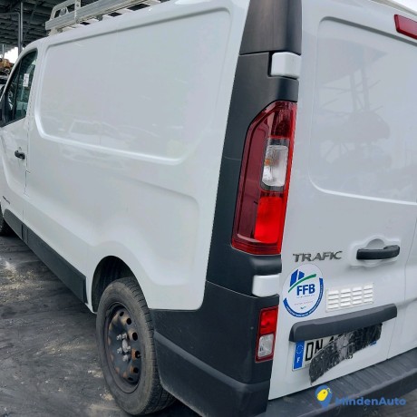 renault-trafic-iii-16-dci-120-l1h1-gazole-big-0