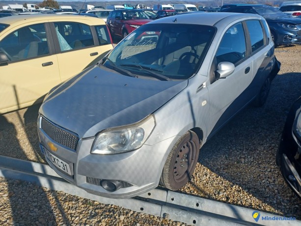 chevrolet-aveo-12i-84-gpl-big-0