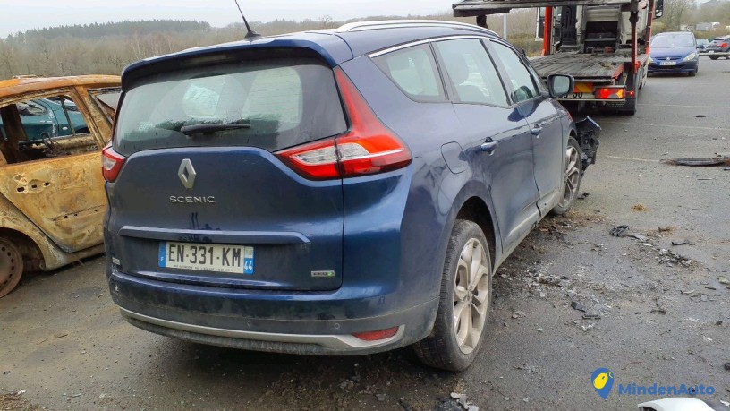 renault-grand-scenic-iv-fn-331-km-big-0