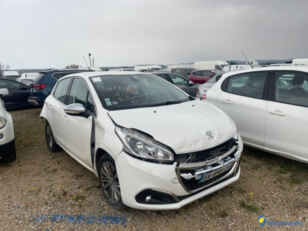 peugeot-208-12i-puretech-110-bva-allure-big-2