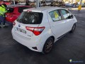 toyota-yaris-100h-hybrid-dynamic-essence-electrique-non-rechargeable-small-1