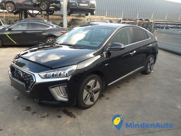 hyundai-ioniq-16l-gdi-hybride-big-0