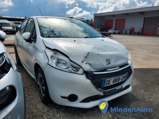 peugeot-208-16-hdi-92-active-big-3