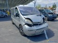 opel-vivaro-tourer-25-cdti-135-gazole-small-3