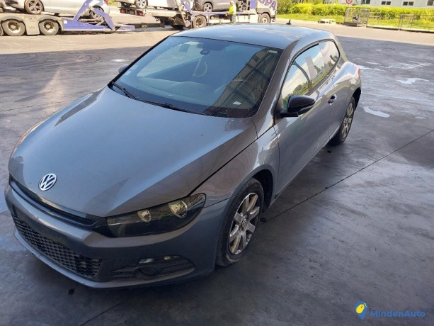 volkswagen-scirocco-20-tdi-140-gazole-big-0