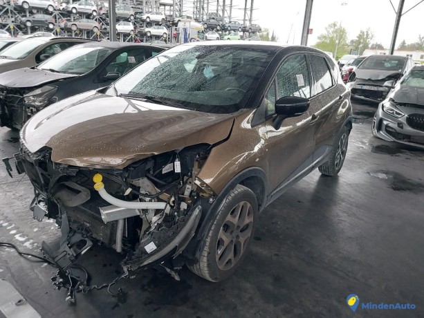 renault-captur-09-tce-90-intens-essence-big-2