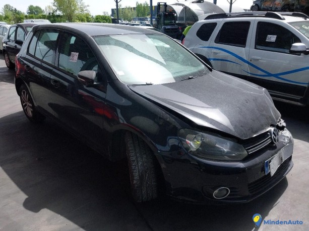 volkswagen-golf-vi-16-tdi-16v-105-dsg7-gazole-big-0