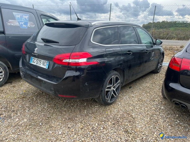 peugeot-308-sw-16-bluehdi-115-bva-big-3