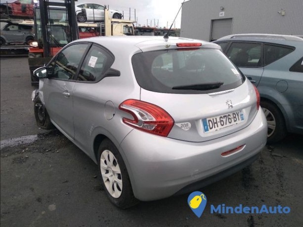 peugeot-208-phase-1-05-2014-06-2014-208-10-vti-12v-big-2