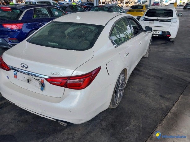 infiniti-q50-s-22d-170-7at-gazole-big-1