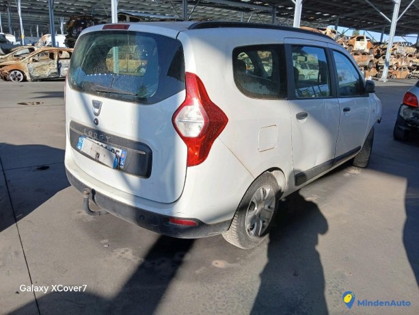 dacia-lodgy-15-dci-110-7pl-silver-gazole-big-1