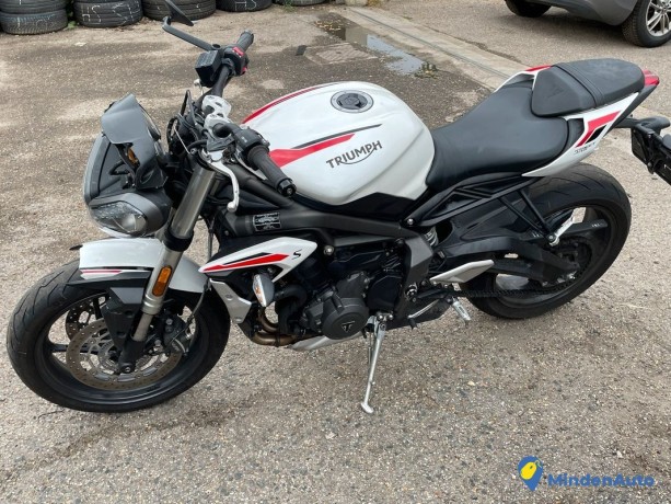 triumph-street-triple-660-s-legerement-endommage-carte-grise-ok-big-0