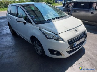 PEUGEOT 5008 (2) 1.2I 12V 130 ALLURE - ESSENCE