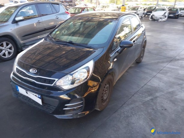 kia-rio-iii-11-crdi-75-gazole-big-0