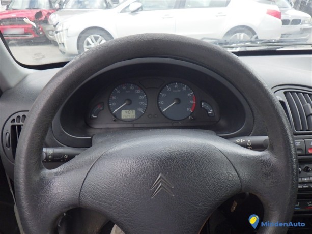 citroen-saxo-phase-2-11i-big-4