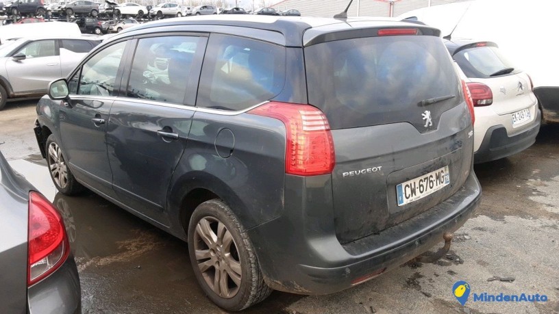 peugeot-5008-cw-676-mg-big-0