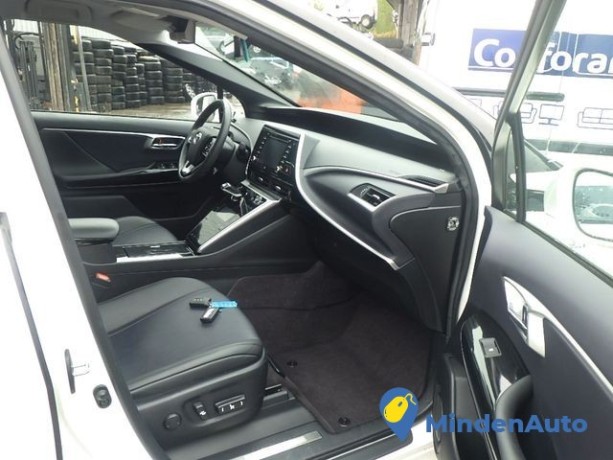 toyota-mirai-fcev-executive-big-4