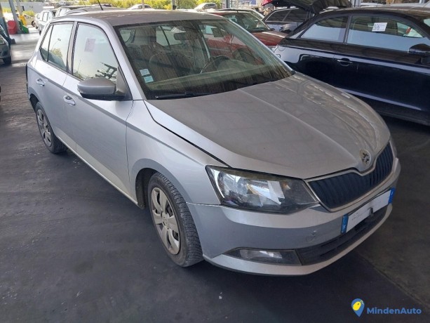 skoda-fabia-14-tdi-90-style-gazole-big-1