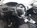 peugeot-308-ii-2-15-bhdi-130-allure-gazole-small-4