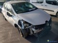 renault-clio-iv-2-15dci-75-gazole-small-3