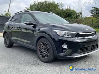 Kia stonic CRDI 1.6l légèrement endommagé CARTE GRISE OK