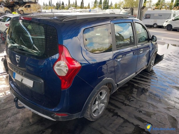 dacia-lodgy-2-15-bdci-115-7pl-ste-gazole-big-3