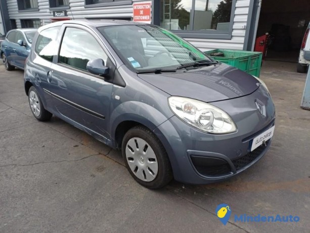 renault-twingo-2-phase-1-13367256-big-1