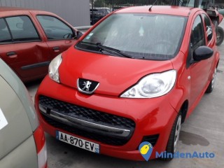 PEUGEOT 107 1.0I 70 - ESSENCE