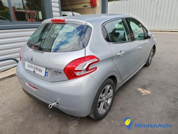 peugeot-208-1-phase-1-13403587-big-1