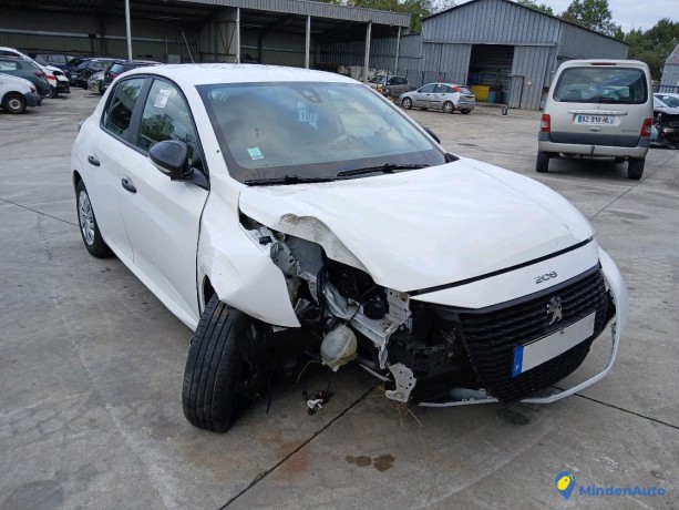 peugeot-208-ii-12i-puretech-75-essence-big-3