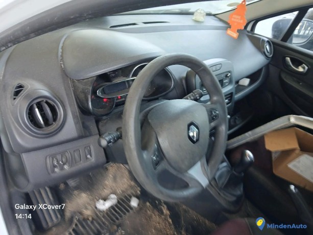 renault-clio-iv-15-dci-90-gazole-big-4