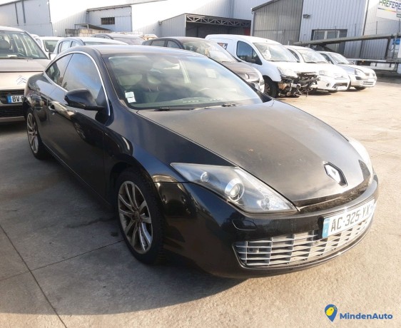 renault-laguna-ac-325-yx-big-2