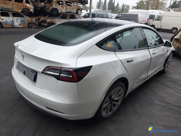 tesla-model-3-rwd-275-electrique-big-1