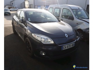 RENAULT   MEGANE  CH-815-AA