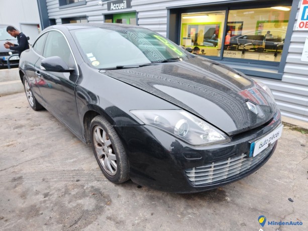 renault-laguna-3-phase-1-coupe-big-2